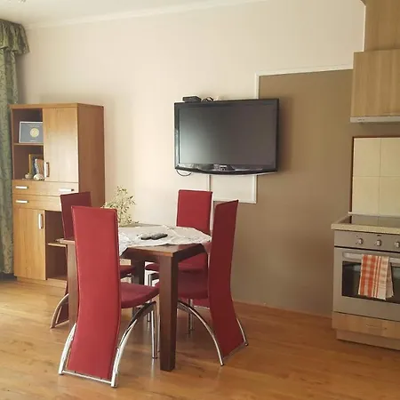Fellbach Apartman * Pecs